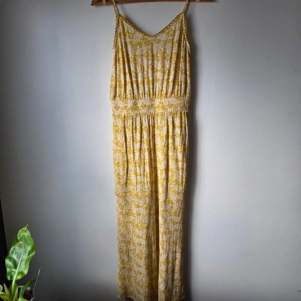 LIKE NEW LOFT PRINTED BEACH V NECK JUMPSUIT SIZE XS